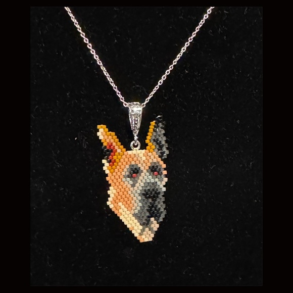 Beaded Hand Crafted Great Dane Pendant Necklace - Picture 4 of 4